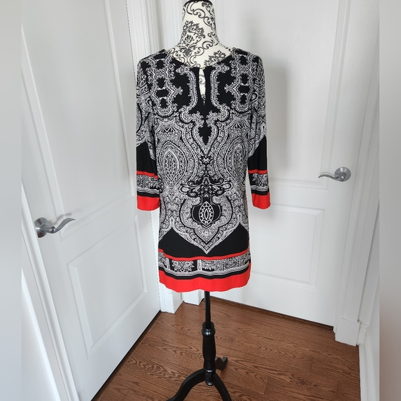 Black and Red Short Dress Size S - Picture 3 of 4